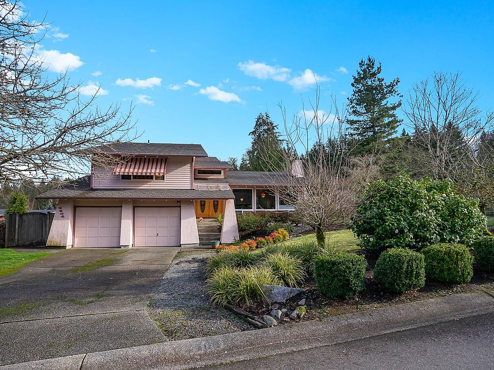 1st image of 2404 182nd Ave NE
