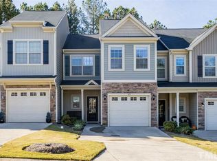 125 Beaconwood Ln, Holly Springs, NC 27540