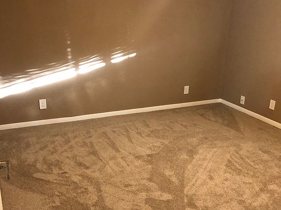 4th image of 5309 Carriage Ln