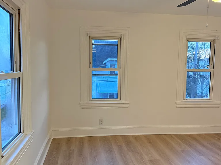 35 Harding Ave — Photo 21