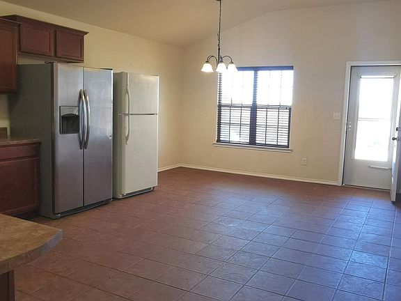 5th image of 9101 Lamar Ave