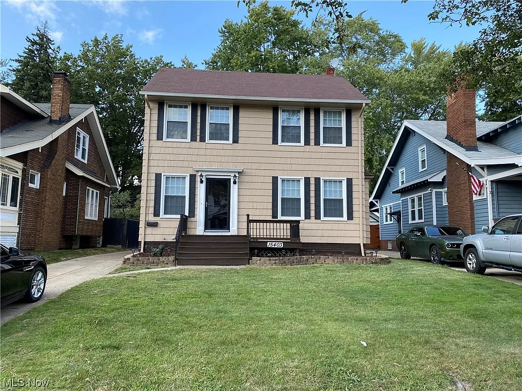 15403 Parkgrove Ave photo 1