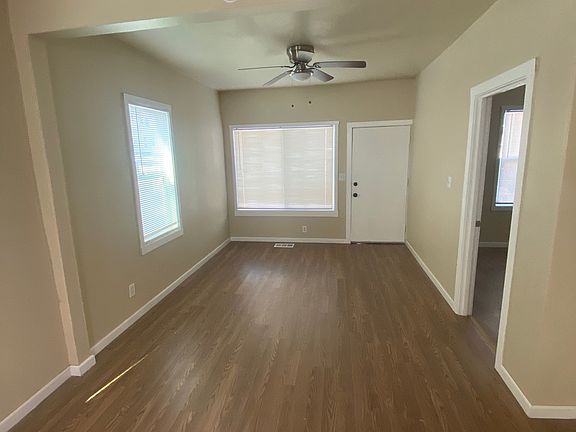 2nd image of 1141 Louisiana St