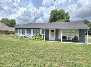 3365 Lakeshore Dr N, Lake Village, AR 71653