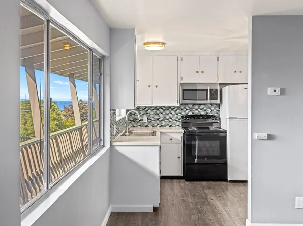 845 Lyndon St #4, Monterey, CA 93940