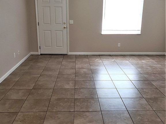 3rd image of 412 Tompkins St APT 2
