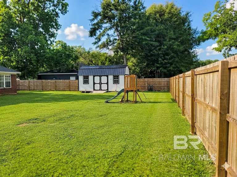 18885 Mahan Loop — Photo 21