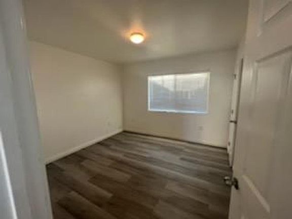 3rd image of 32969 Perret Blvd APT A