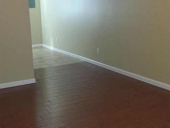 4th image of 16 Bower Creek Dr