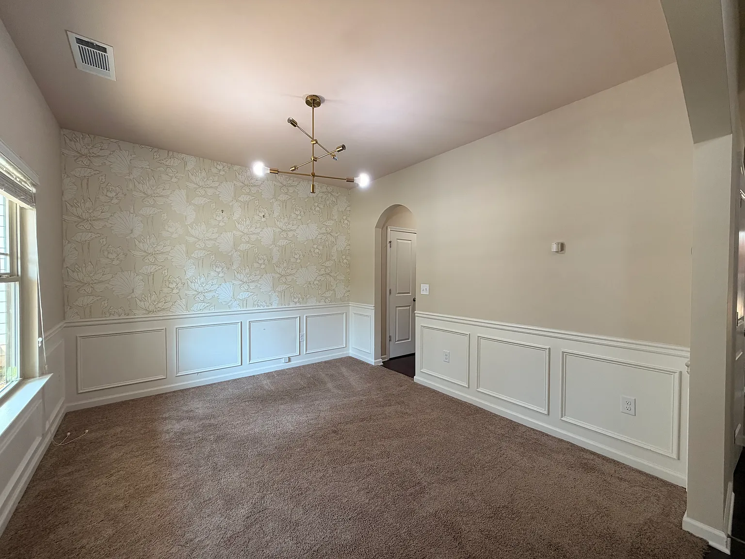 5029 Manning Dr — Photo 3