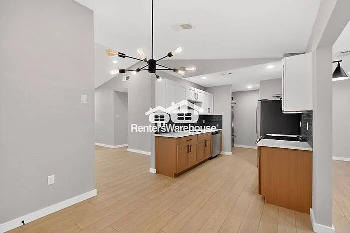 1408 Seely St — Photo 19