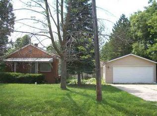 3095 Stockbridge St, Flint, MI 48506