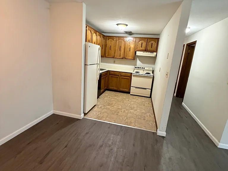 1000 Laura Ln #A — Photo 12