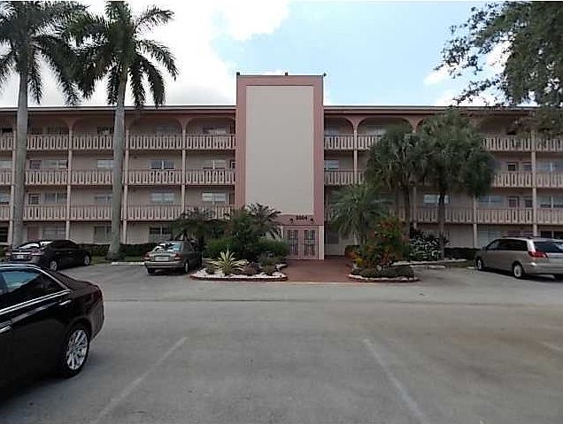 1st image of 2003 Granada Dr APT G1