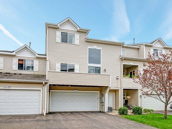 2nd image of 8622 Savanna Oaks Bay