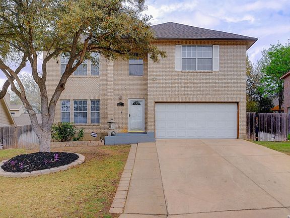 2nd image of 15718 Knollvista