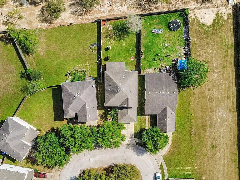 17006 Kemble Creek Dr — Photo 30