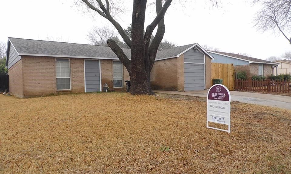 1st image of 2305 Idlewood Dr