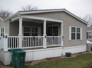 40 Maple St, Minooka, IL 60447