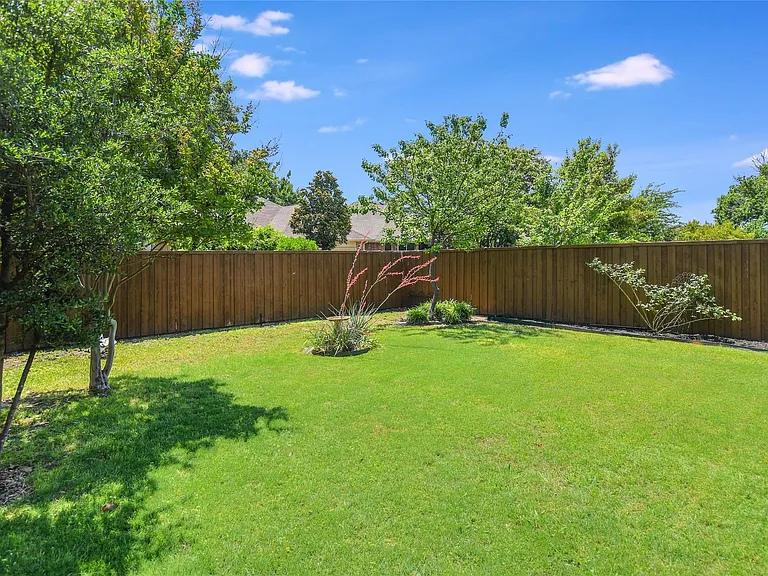 4402 Ruth Borchardt Dr — Photo 23
