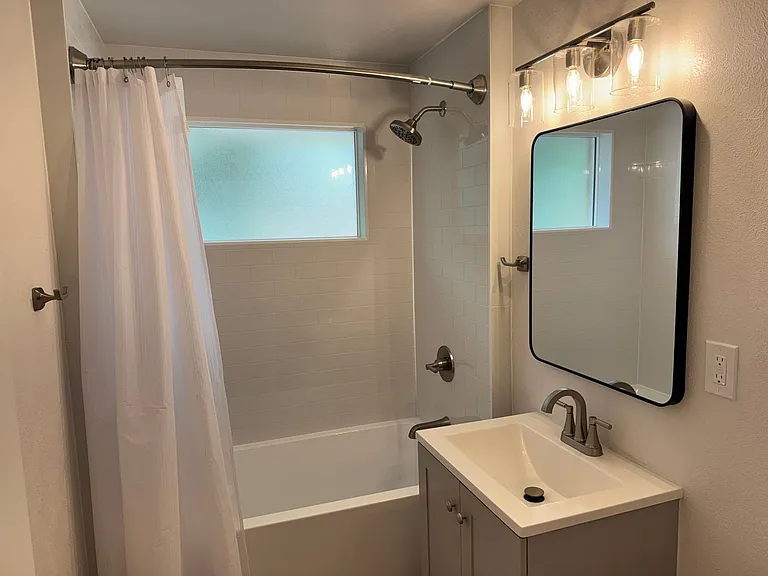 1505 Linden Ave — Photo 13