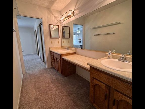 2nd image of 2671 S Los Amigos Dr