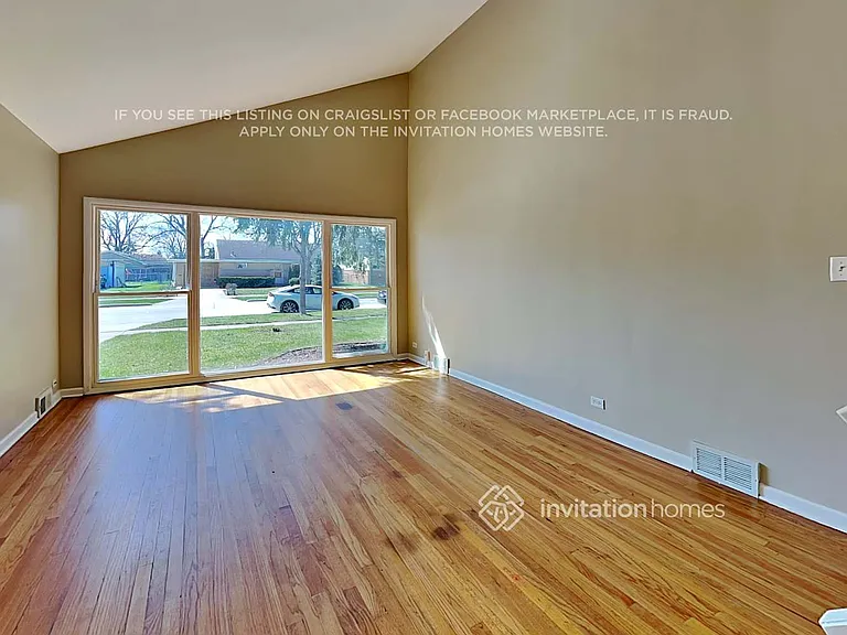 7504 Emerson St — Photo 6