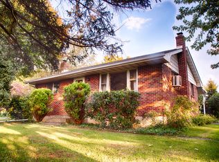 4267 Newburg Rd, Bethlehem, PA 18020