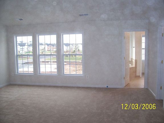 5th image of 22057 Avonworth Sq
