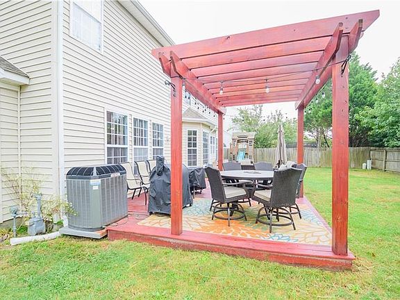 2nd image of 3873 Whitley Park Dr