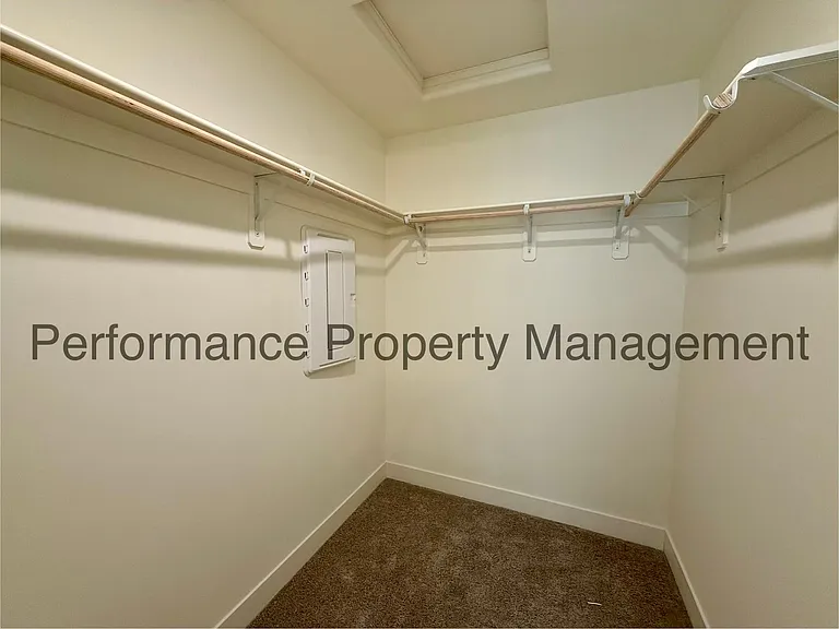 6915 Jewel Cave Ct — Photo 7