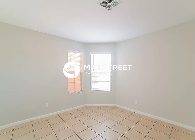9017 W Cambridge Ave — Photo 14