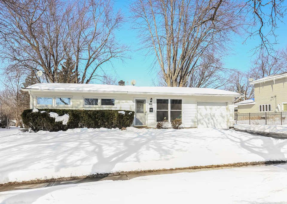 1st image of 18320 W Woodland Ter