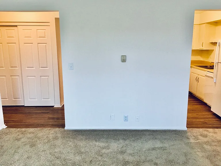 Villages on Madison Apartments — Photo 38