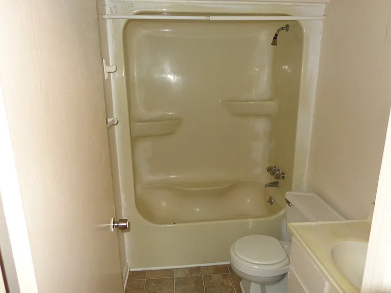 1560 Cherry Tree Dr — Photo 5