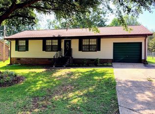 1105 S Limestone St, Gaffney, SC 29340