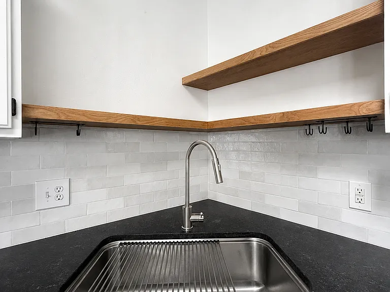 3221 N 37th St #15 — Photo 10