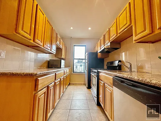 Rented by Highline Residential | media 2