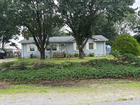 1700 Wilson Rd, Smithfield, VA 23430