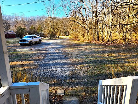 4th image of 150 Slaters Creek Ln