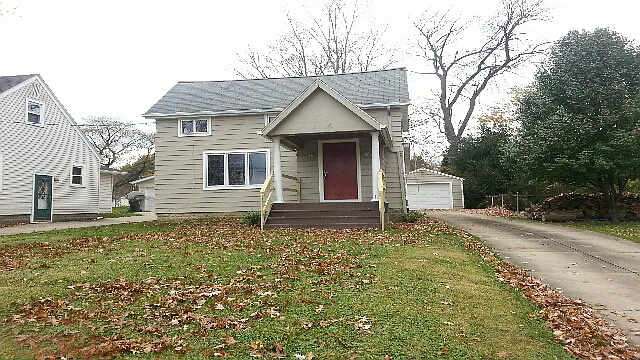 82 Henigan Ave photo 1