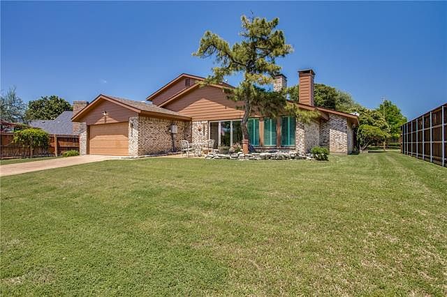 1st image of 7206 Crooked Oak Dr