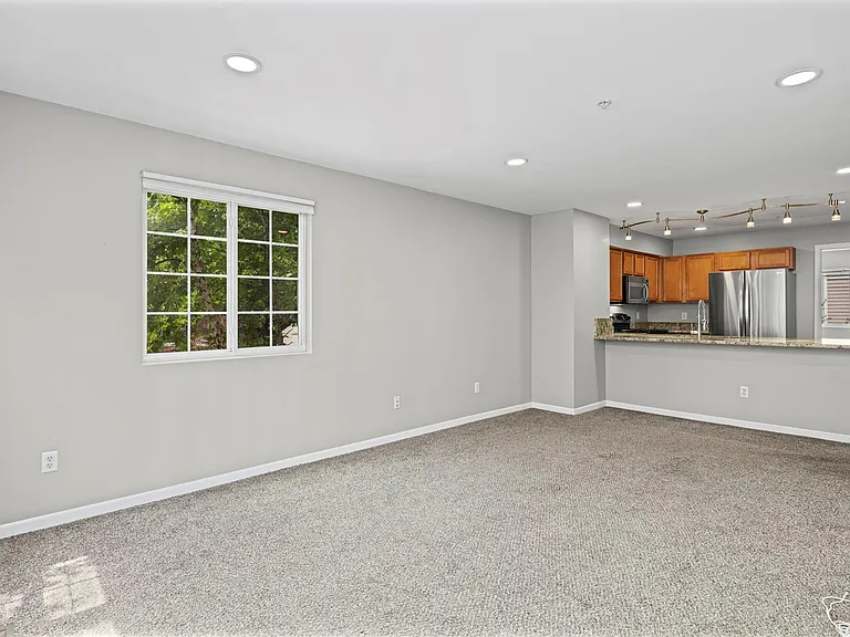 1071 Beaver Run — Photo 6