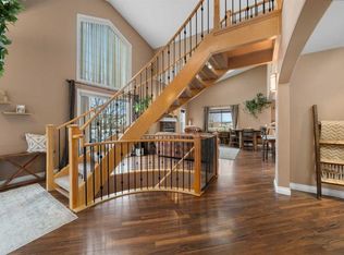 173 S Cimarron Park Cir, Okotoks, AB T1S2H5