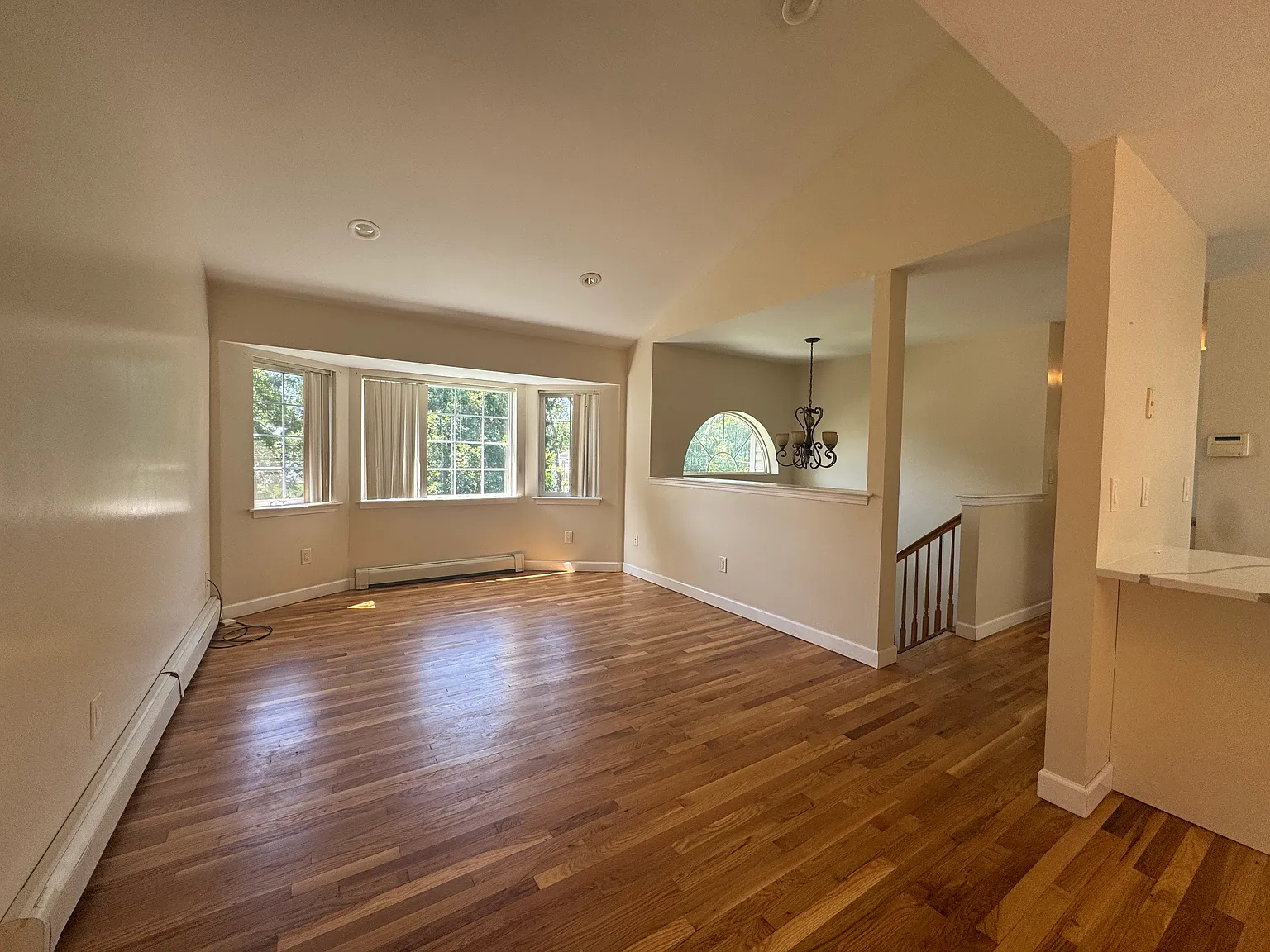 Magnolia Dr, Selden — Photo 4