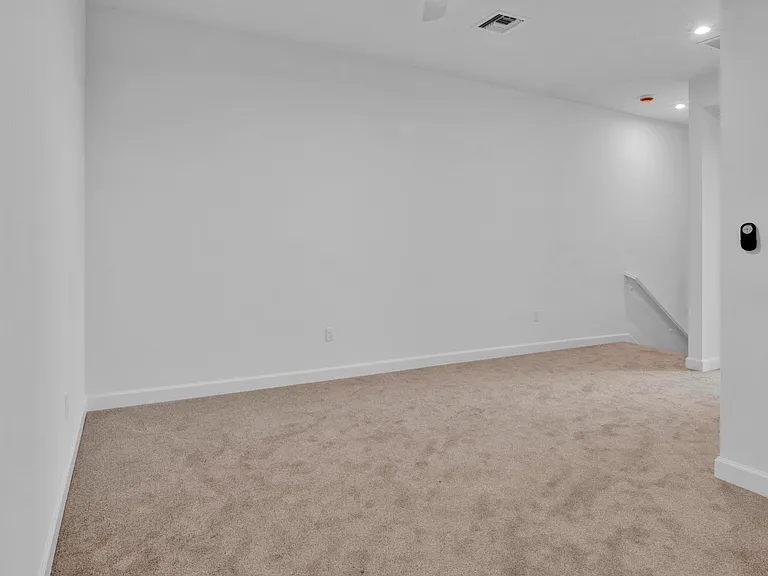 14075 SW Thorens Dr — Photo 29
