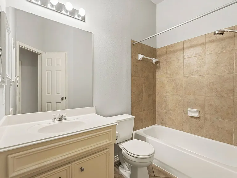 11914 Manasses Springs Ln — Photo 14