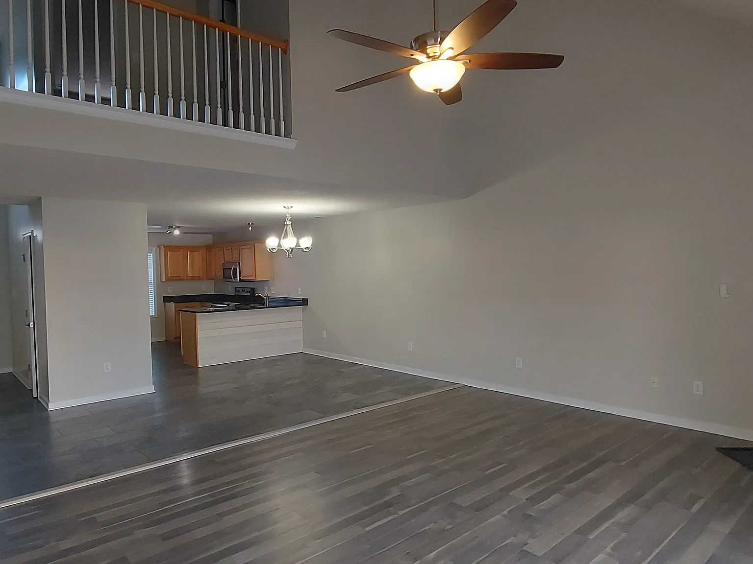 111 Carriage Point Ln — Photo 4