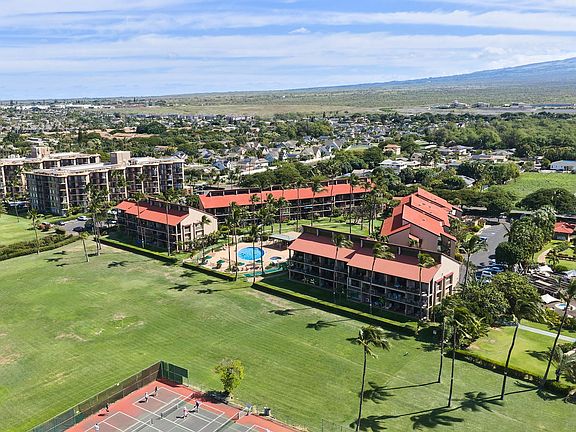 3rd image of 940 S Kihei Rd #B-102