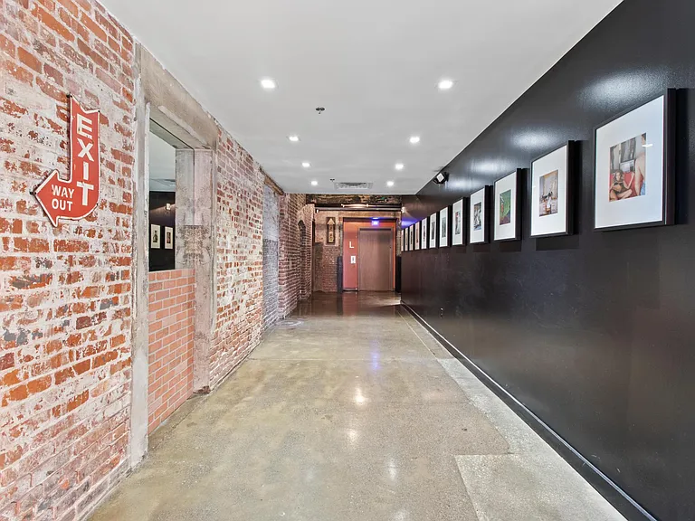 The Chesterman Building — Photo 25